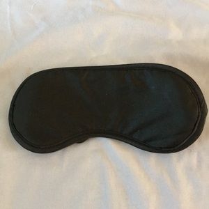 Pure Romance Onyx Blindfold